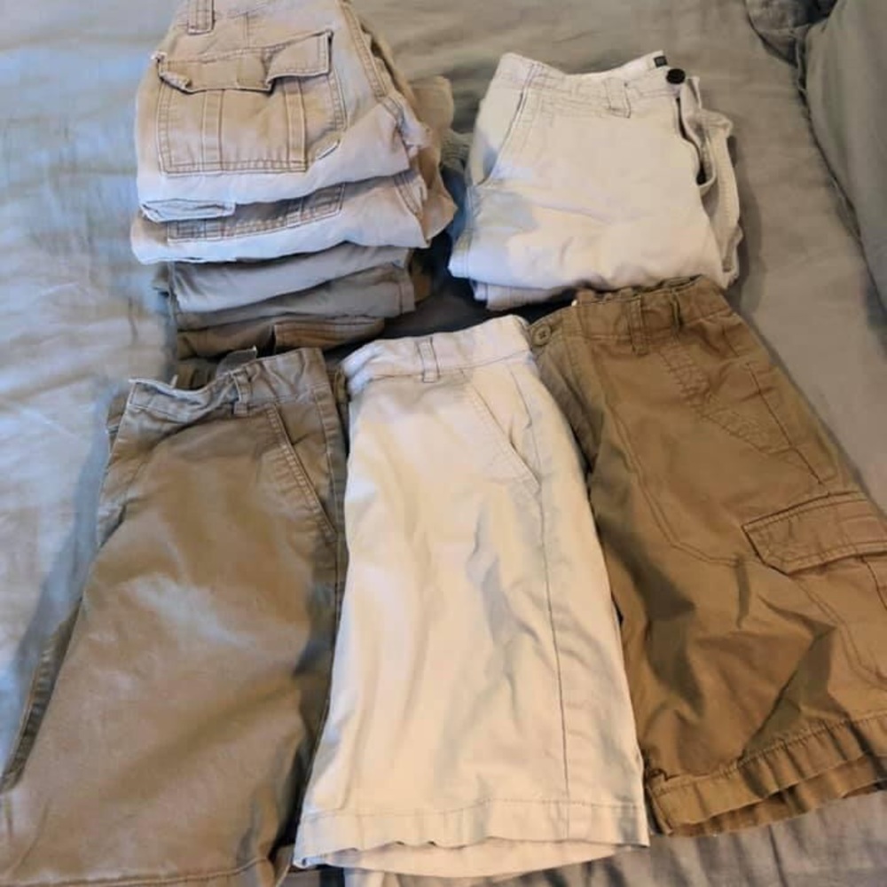 11 pair of boys size 12 khaki shorts